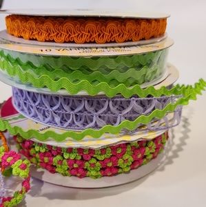 Almost 40 yards Ribbon! Bows, craft, sewing!